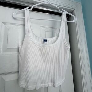White cropped tank
